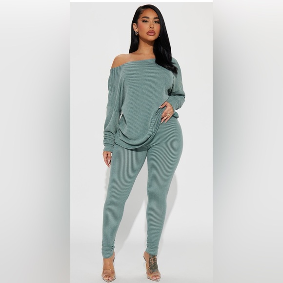 Fashion Nova Olive Ribbed Two-Piece Lounge Set - Picture 6 of 7